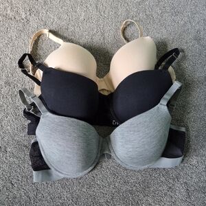 Lively Black, Gray, and Cream Bra Set